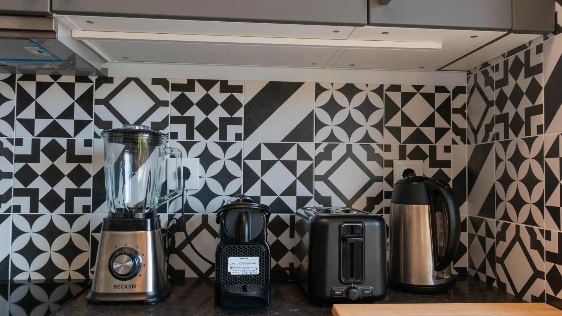 7Min To Uni Se-Velha - Ac - Work Desk - 300Mbs Wifi - Suite 7 Coimbra Guest house