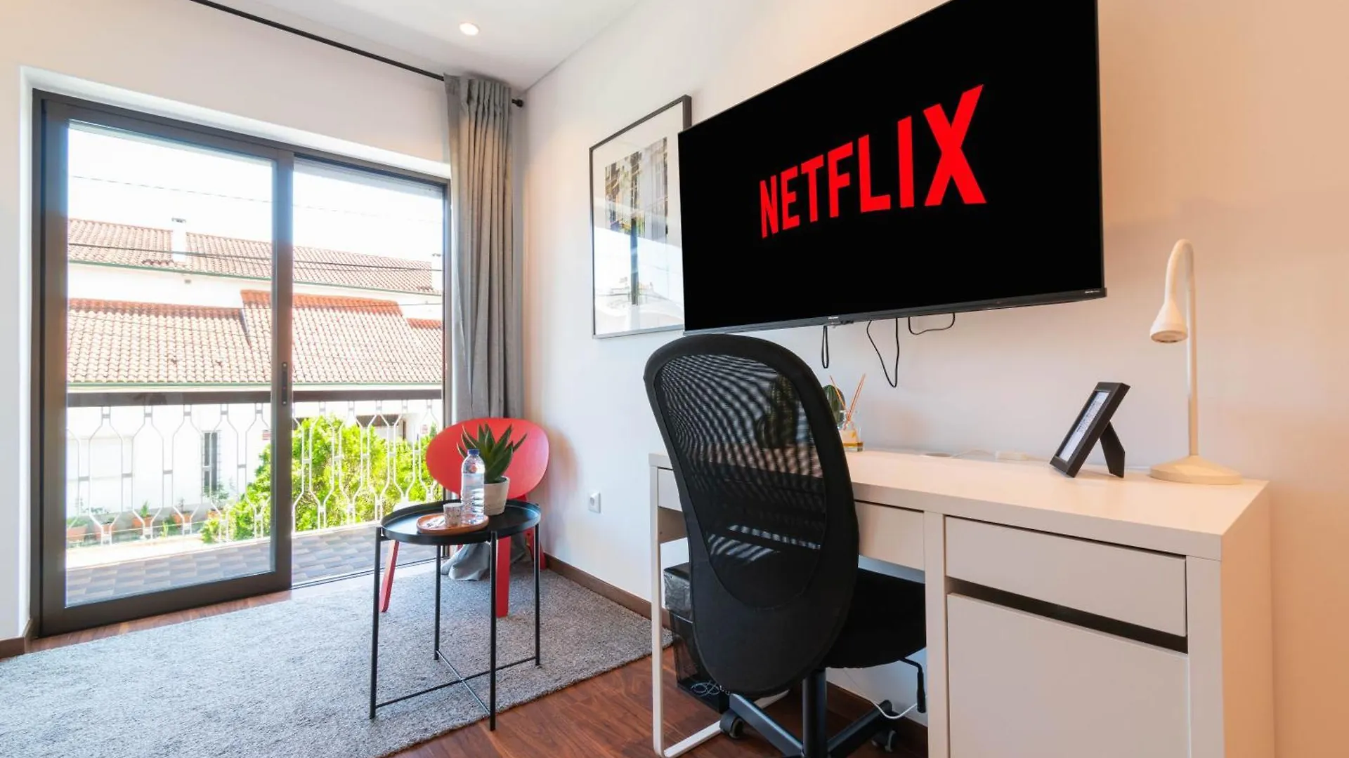 7Min To Uni Se-Velha - Ac - Work Desk - 300Mbs Wifi - Suite 7 Coimbra 0*,
